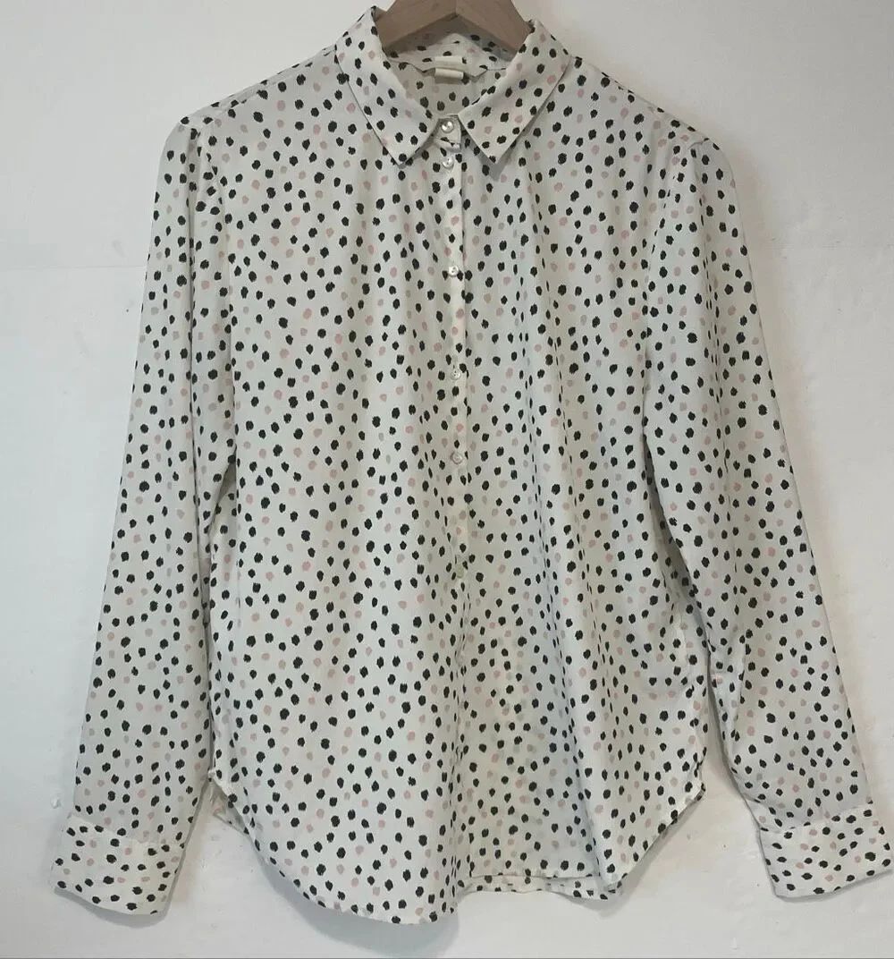 H & M Collared Button Up Blouse   Size 10